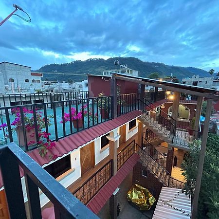 Posada Don Miguel Panajachel Bagian luar foto