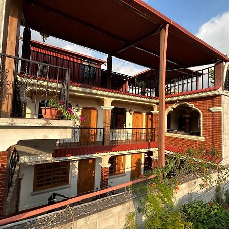 Posada Don Miguel Panajachel Bagian luar foto