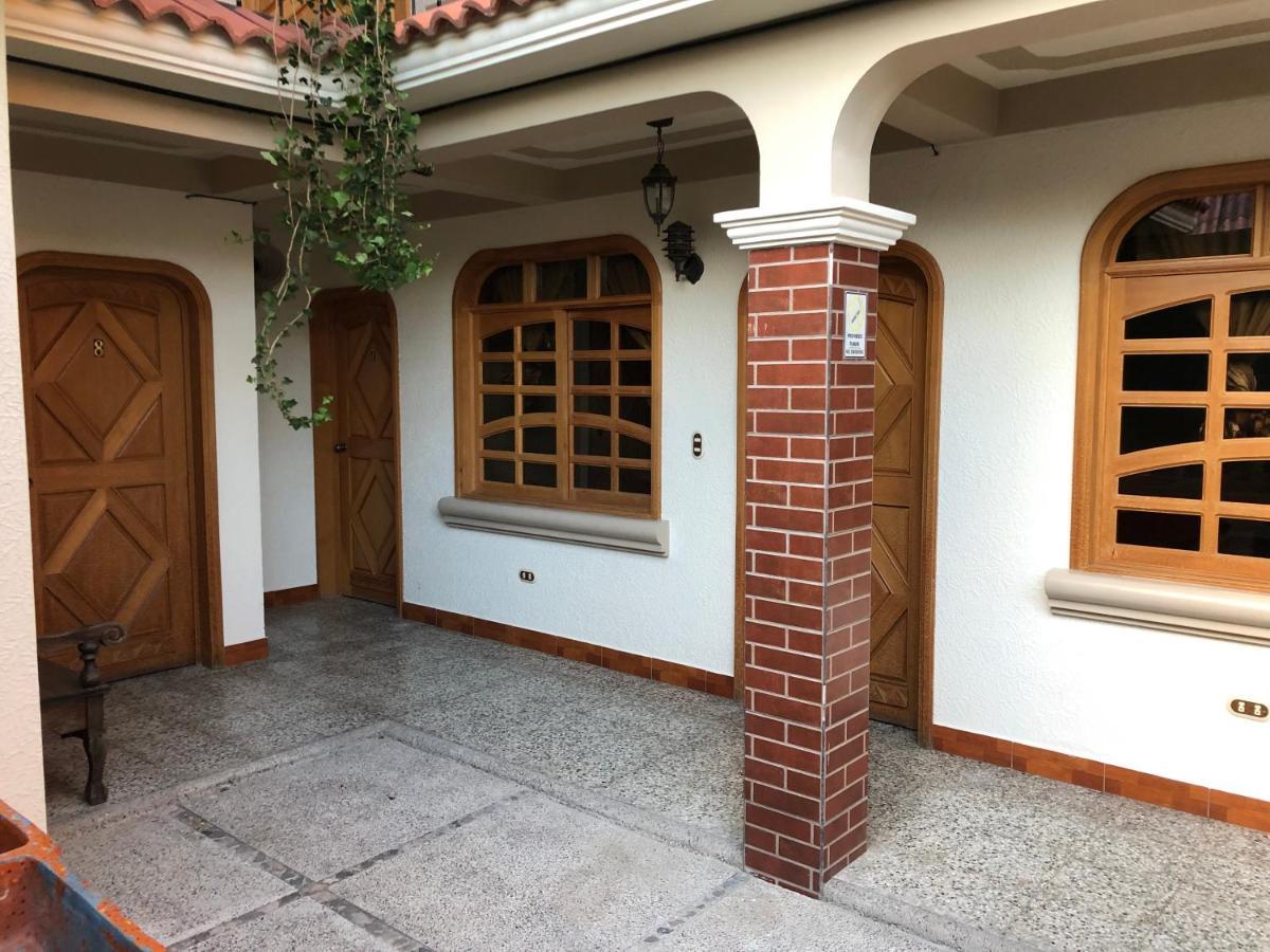 Posada Don Miguel Panajachel Bagian luar foto