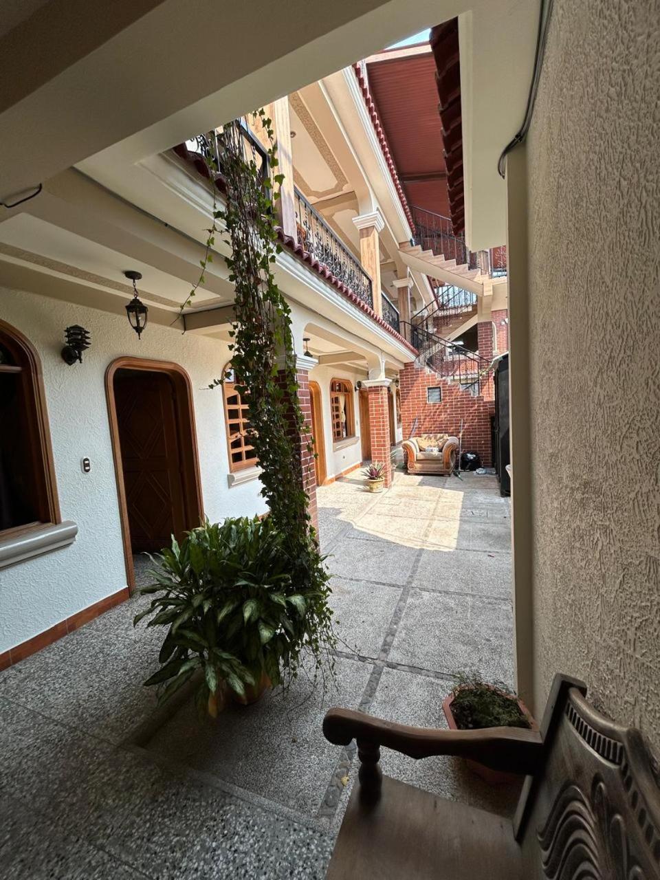 Posada Don Miguel Panajachel Bagian luar foto