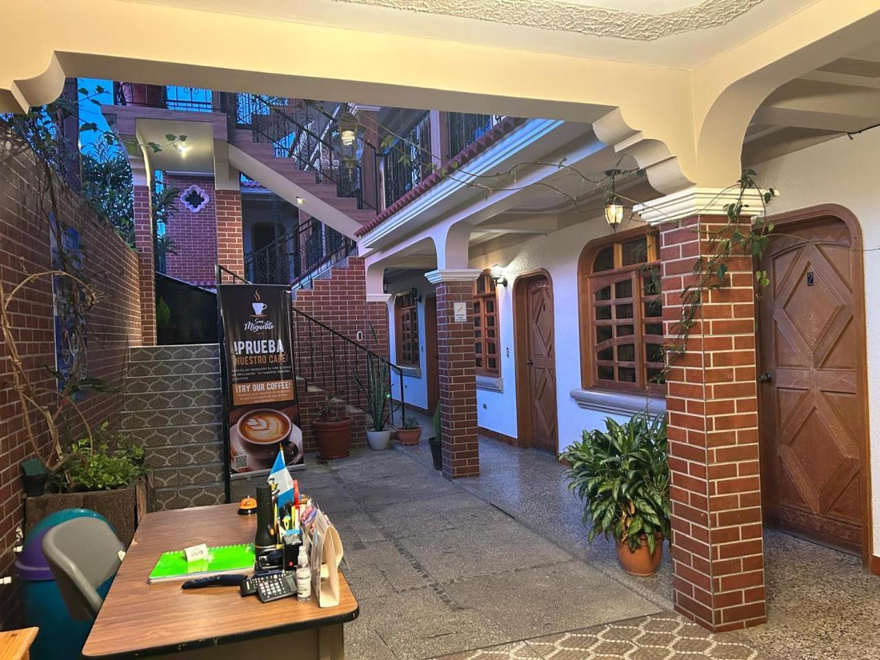 Posada Don Miguel Panajachel Bagian luar foto