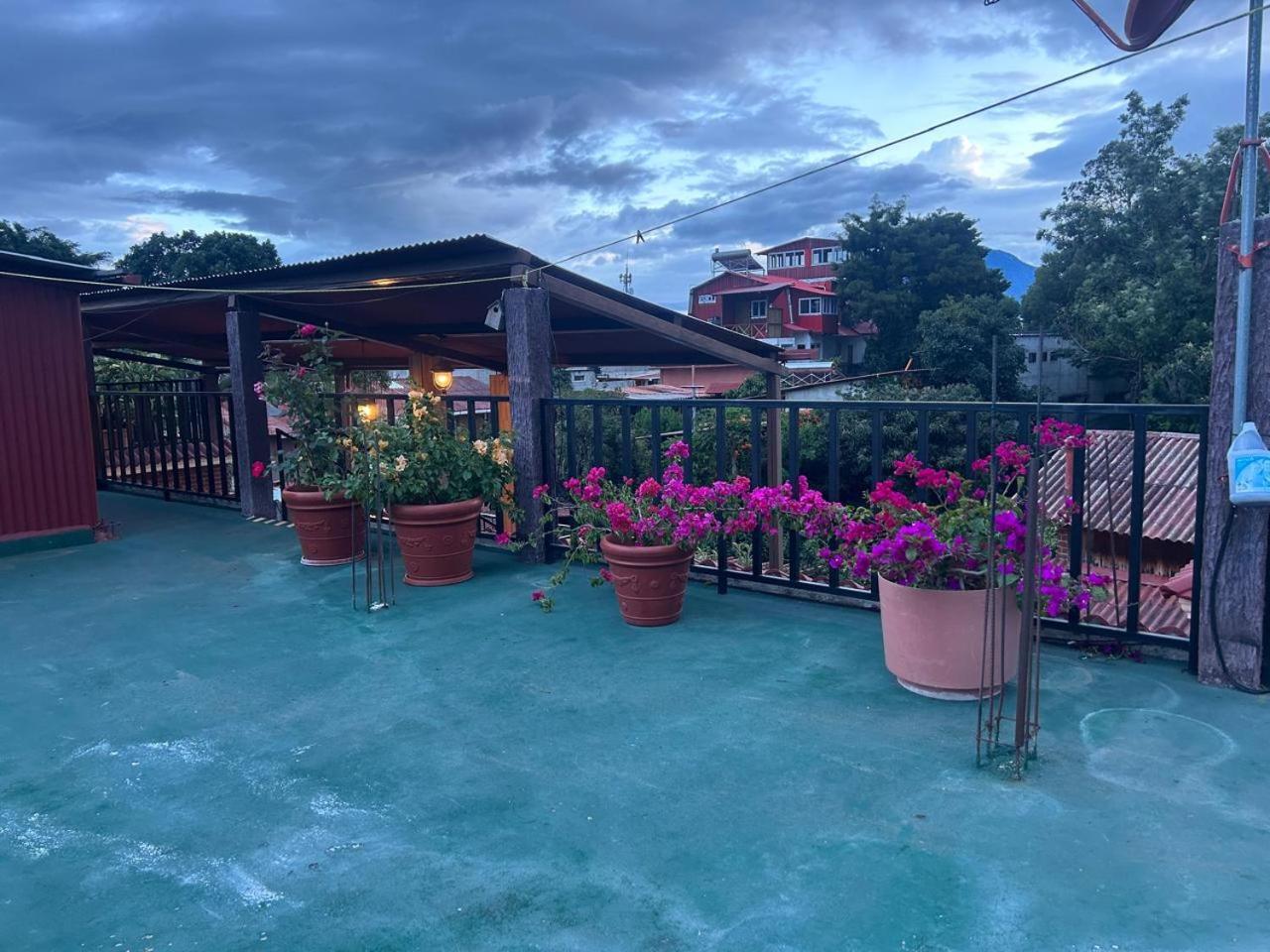 Posada Don Miguel Panajachel Bagian luar foto