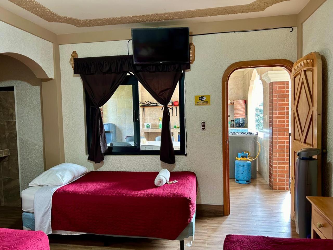 Posada Don Miguel Panajachel Bagian luar foto